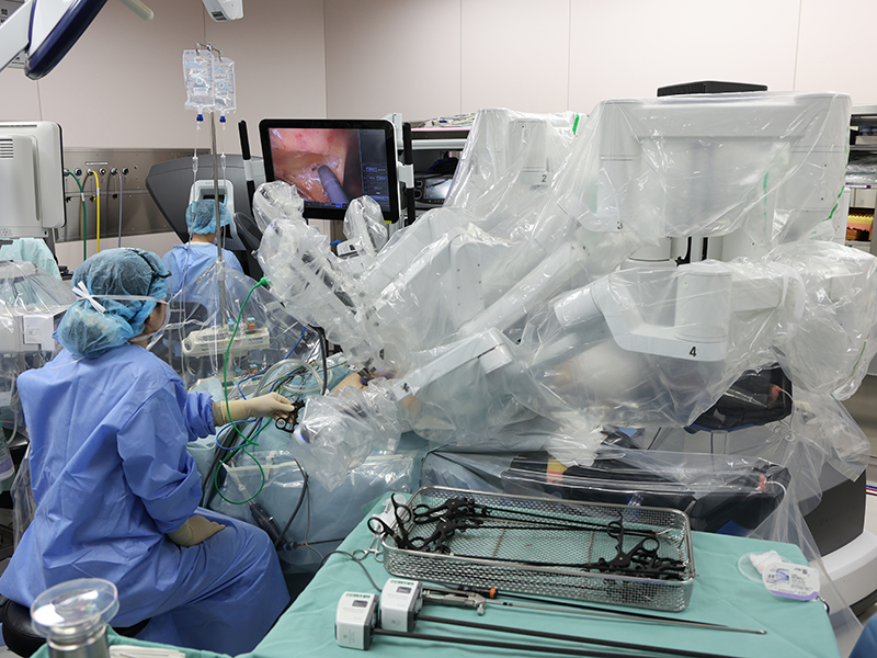 ロボット支援下大腸切除術